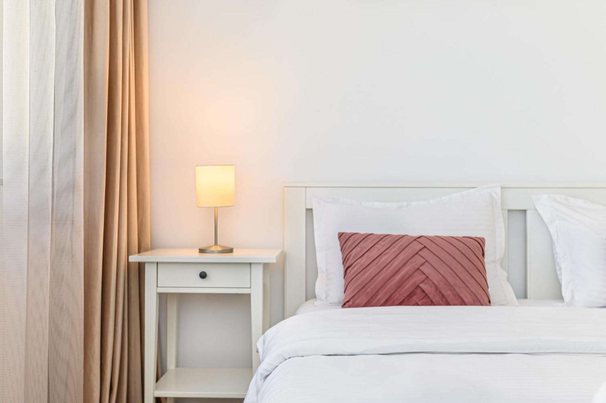 Jad - Luxury 3 & 2 In Kasper, Near Coresi Mall
