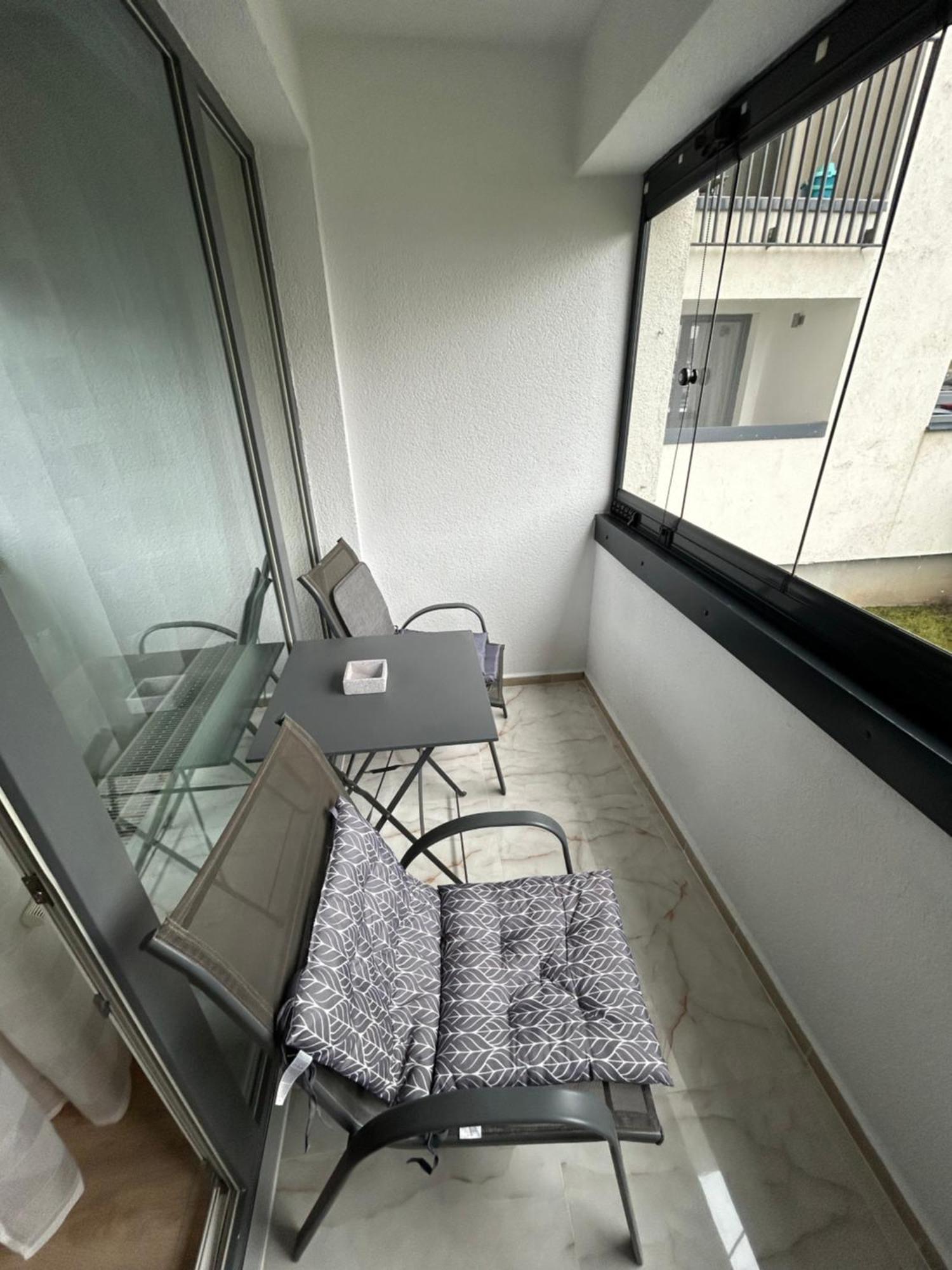 Jad - Luxury 3 & 2 In Kasper, Near Coresi Mall